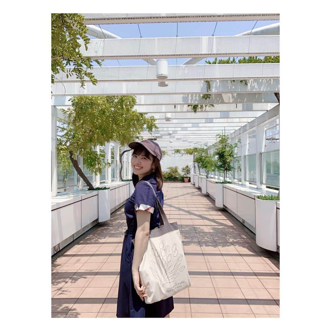 河出奈都美さんのインスタグラム写真 - (河出奈都美Instagram)「. 朝活した日☀️  ご飯と合間の写真しかないですが メインの目的は読書です(`･ω･´ )  だいたい朝活のときは 「今日はこれを読む！」と決めて お気に入りのノートとペンを持って 読み切るまでいちゃうことが多いです（╹◡╹）  #朝活 #朝カフェ #カフェ読書 #気合いのポニテ #ぜんぜん海の日関係ない  #日本テレビ #アナウンサー #河出奈都美」7月18日 22時12分 - kawade_natsumi