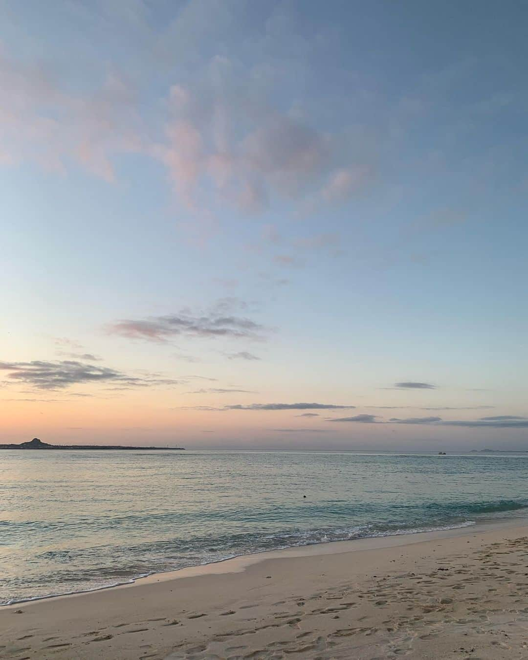 佐藤晴美さんのインスタグラム写真 - (佐藤晴美Instagram)「海の日✨  美しい景色  恵みに感謝。  #日本の海」7月18日 22時31分 - sato_harumi__official