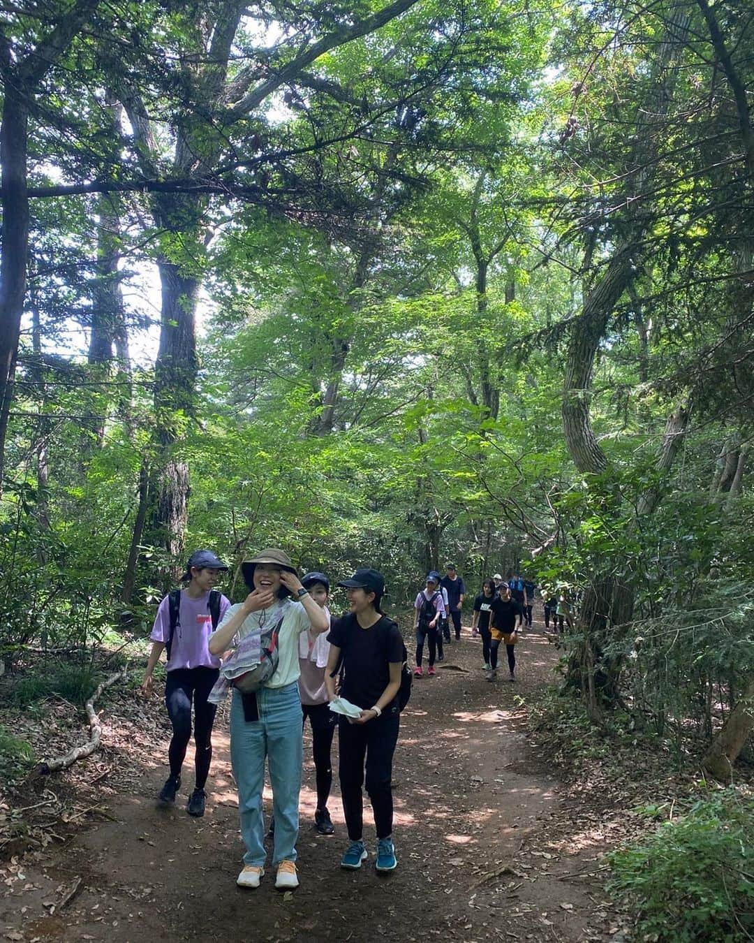 三原勇希さんのインスタグラム写真 - (三原勇希Instagram)「高尾山の立派なヤマユリ🏵  今日は主催しているGOGIRL @go_girrrl のプログラムで高尾山登山&ビアガーデン🍻楽しかった〜💓 6月の予定が、雨で延期になってこのスケジュールに。最後の一枚は昨日からの疲労でもう山イヤ…ってなってる私です  来月はみなかみ合宿🏔@gogirl_4th」7月18日 22時45分 - yuukimeehaa