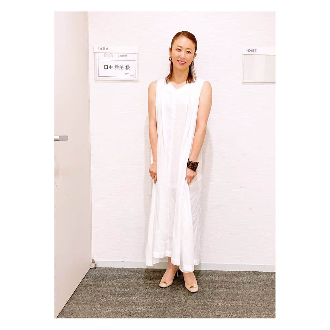 田中雅美さんのインスタグラム写真 - (田中雅美Instagram)「7月13日 テレビ朝日「グッドモーニング」で着用した衣装はこちらでした。  ・ ・ ワンピース @zampa_co.ltd #ザンパ  アクセサリー @abiste_official  シューズ #dianashoes  #テレビ朝日 #グッドモーニング #衣装 #水曜日 #コメンテーター #田中雅美」7月19日 13時59分 - tanakamasami_official