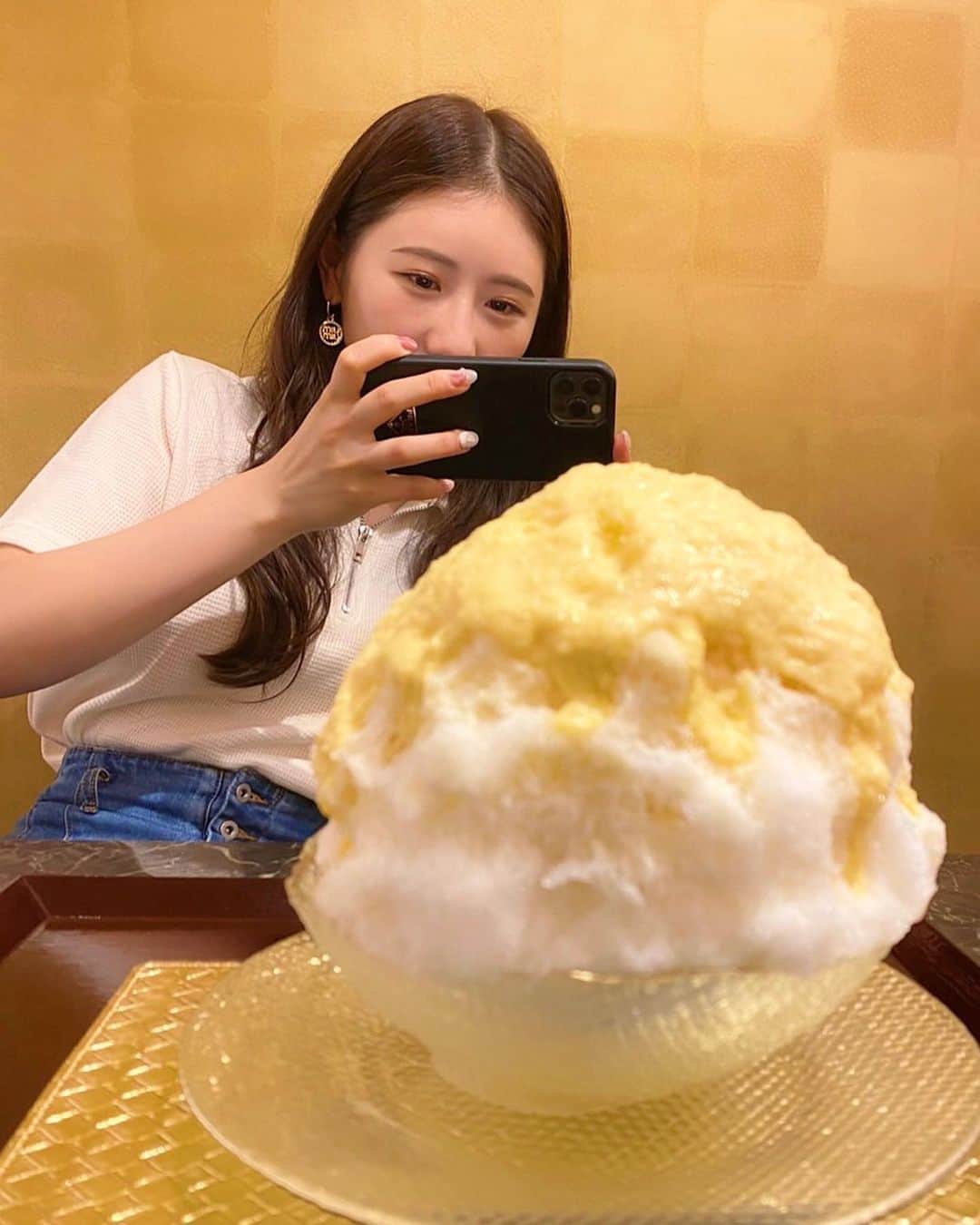 西野未姫さんのインスタグラム写真 - (西野未姫Instagram)「奈々とかき氷行ったときの☺️ 美味しすぎて顔やばい🤣🤣  明日YouTubeにアップされるので楽しみにしててください❤️ 少しだけ14期公演のレッスン風景もあります🥰  #岡田奈々 #かき氷 #毎日かき氷食べたくなる #焼きとうもろこし味 #最高」7月19日 18時27分 - nishinomiki_official