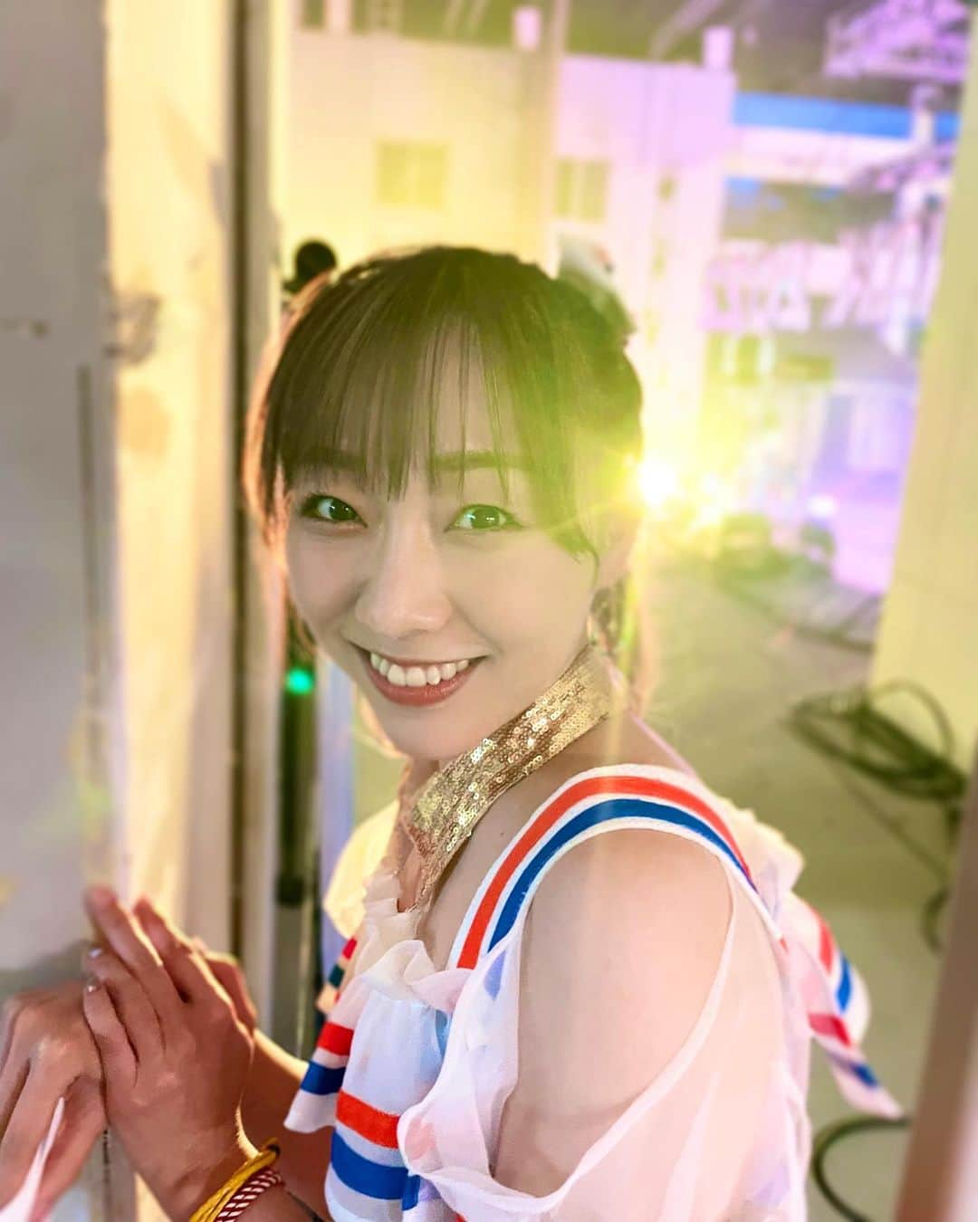 須田亜香里さんのインスタグラム写真 - (須田亜香里Instagram)「7月17日(日) 今年初のアイドルフェス🎉 #spark2022 in YAMANAKAKO ばっちりアイドル用のメイクにして挑みました。  みんな暑い中ありがとう。 日焼けもケアしてね。 夜のペンライト、綺麗だったし、視力いいからうちわもよくわかった！  初センター曲 #ソーユートコあるよね を歌うとファンの方がめちゃくちゃ喜んでくれるのが嬉しい今日この頃🥰 多分だけど、３枚目の写真はその時の。 私も遠すぎて分からないけど多分それ(笑)  卒業までに後何回歌えるだろうね。 一回一回、記憶に残してね🥰」7月19日 19時58分 - akarisuda