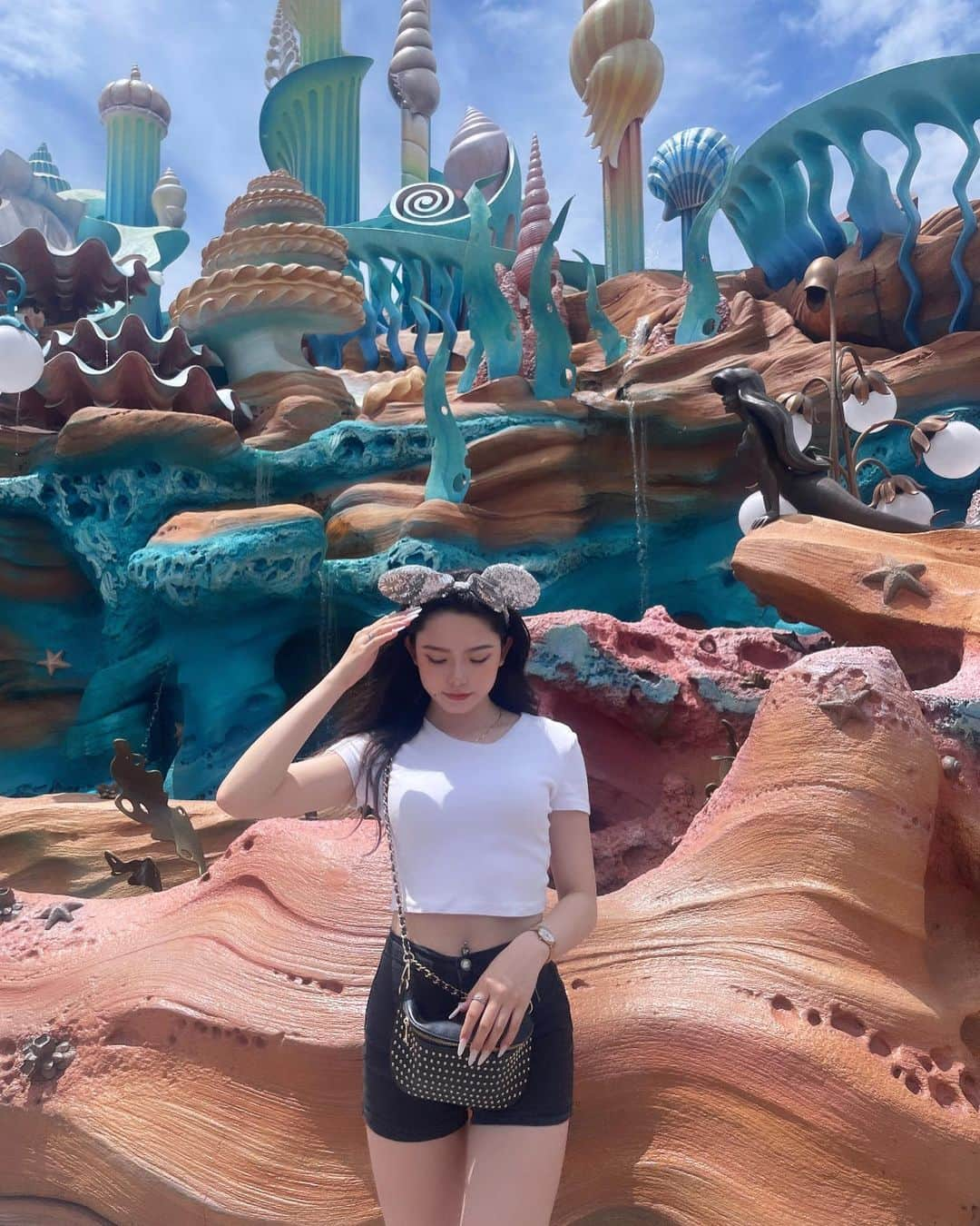 原田美優さんのインスタグラム写真 - (原田美優Instagram)「. #disneysea 🧜🏻‍♀️♡ シーで1番好きな場所 ❤️ . #マーメイドラグーン #ディズニーシー   #東京ディズニーシー #ディズニーコーデ #instagood  #tokyodisneysea #ootd #travel #旅行 #instalike」7月19日 20時59分 - harada.myu