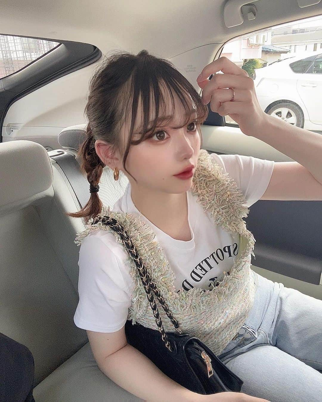 LILIKAさんのインスタグラム写真 - (LILIKAInstagram)「最近暑くて外出れない🥵 夏は引きこもるって決めてる＾＾ ・ ・ お気に入りの可愛いビスチェは @dolly_officialshop のだよ⸜❤︎⸝‍」7月20日 19時02分 - _093024_