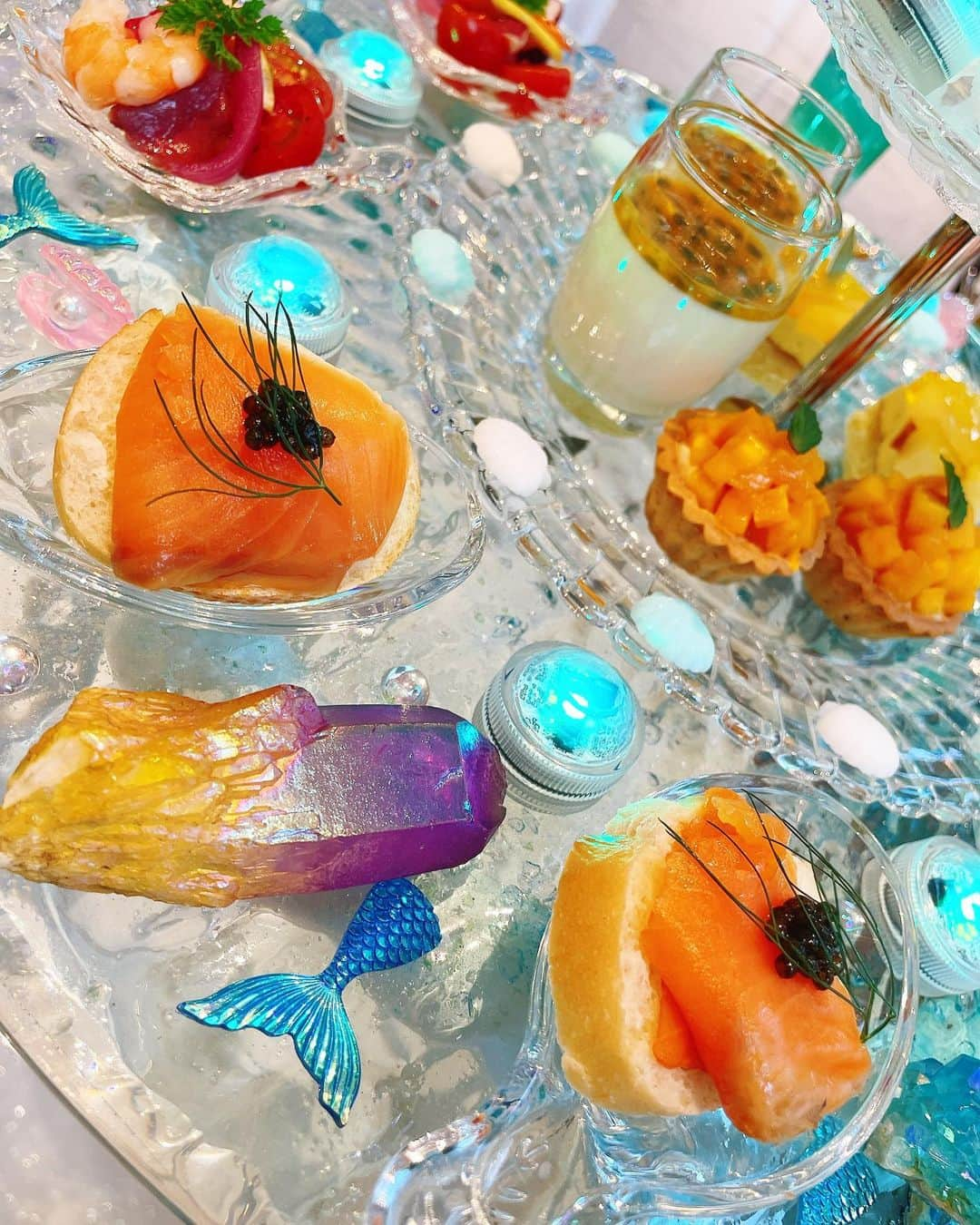 桜咲乃愛さんのインスタグラム写真 - (桜咲乃愛Instagram)「何気に初めてのAngelchampagneCafe☕️💎🐬  マーメイドのアフタヌーンティーかわいすぎたっ💕✨🍴  @angelchampagne_shop  @angel_champagne_japan   #Angelchampagne#angelchampagnecafe #エンジェルシャンパンカフェ#アフタヌーンティー#マーメイドアフタヌーンティー#銀座カフェ」7月20日 20時40分 - noasama1101