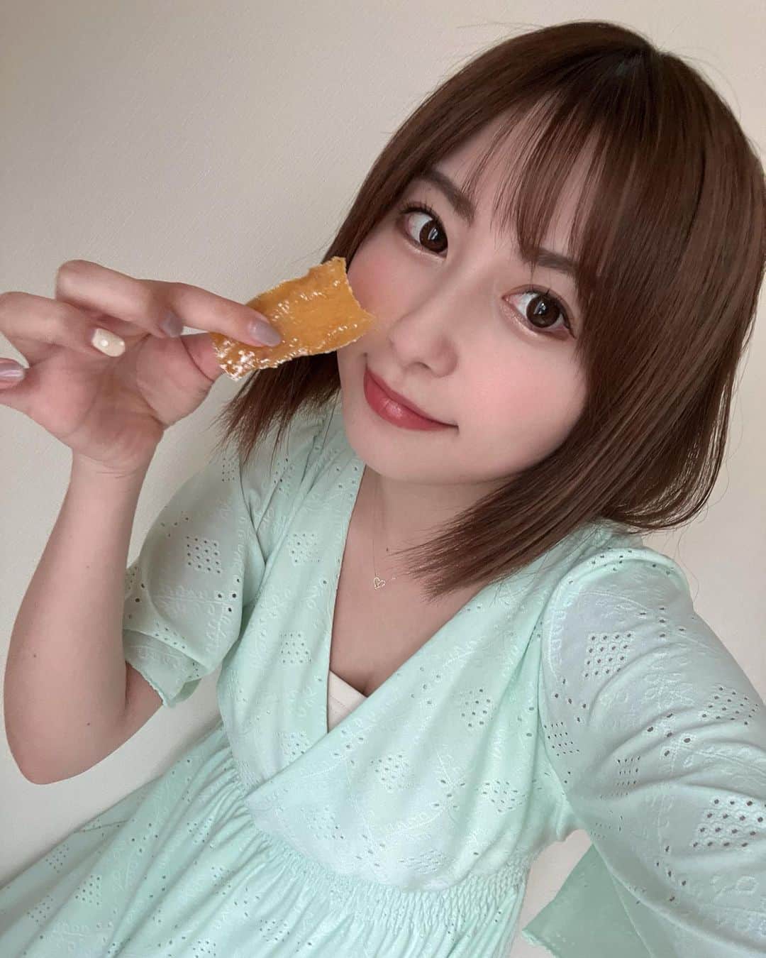 成瀬心美さんのインスタグラム写真 - (成瀬心美Instagram)「🍠  お仕事してますよー！  おやつは干し芋ですよ！  がんばりますぞー！」7月21日 16時21分 - coco3ndazo