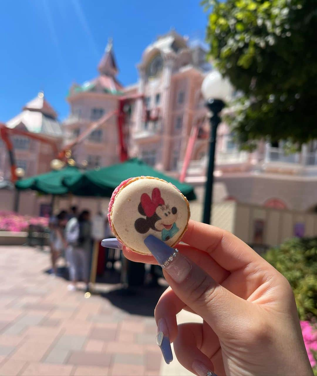 伊藤桃々さんのインスタグラム写真 - (伊藤桃々Instagram)「パリのDisney✨🏰🐭🖤 世界観が凄くてずっと感動✨ 時差投稿ごめんぽよ🥹  #disneyland  #paris」7月21日 18時59分 - __peachstagram__