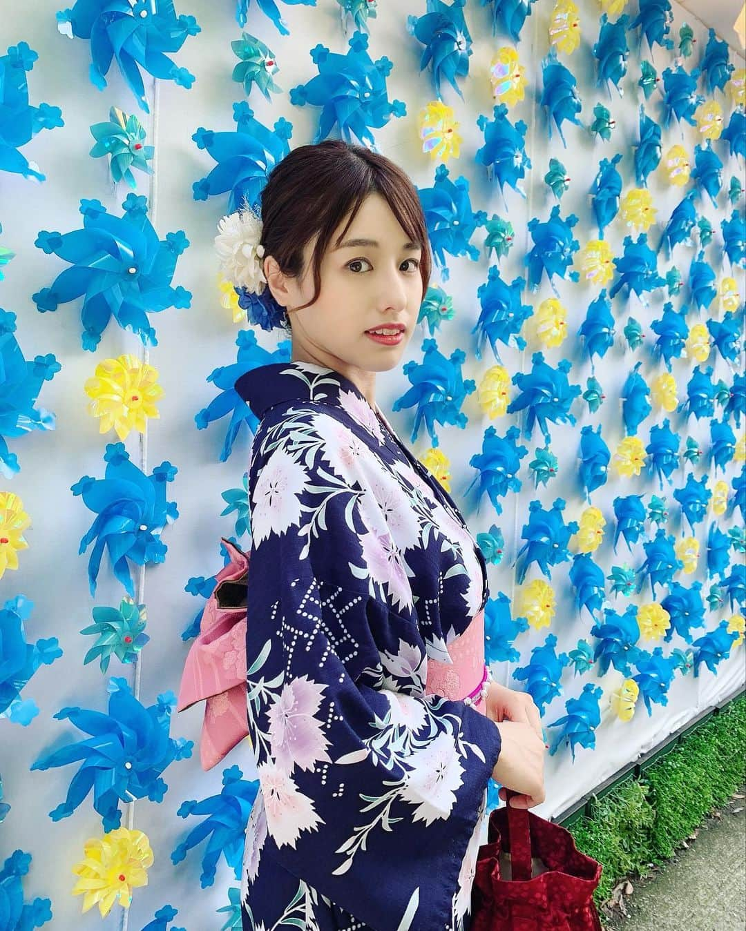 小山玲奈さんのインスタグラム写真 - (小山玲奈Instagram)「🎐🍃🍃  #浅草　#asakusa #花月堂 #浴衣　#yukata」7月22日 12時16分 - reina_koyama_official