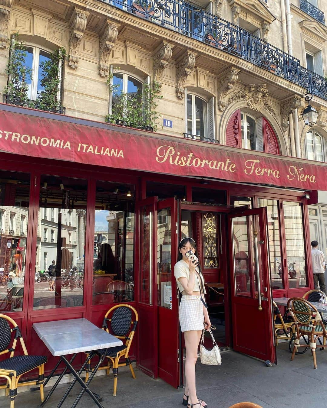 堀未央奈さんのインスタグラム写真 - (堀未央奈Instagram)「🍽  emily in paris ❣️  早く次のシーズンが観たい…！」7月22日 21時31分 - horimiona_official