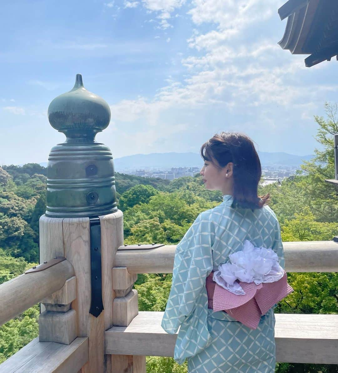 角田奈緒子さんのインスタグラム写真 - (角田奈緒子Instagram)「👘 先月、弾丸で母と清水寺に✨ 猛暑の京都でした  #京都 #京都観光 #京都旅行  #清水寺 #浴衣 #和装」7月23日 20時23分 - naokoon1122