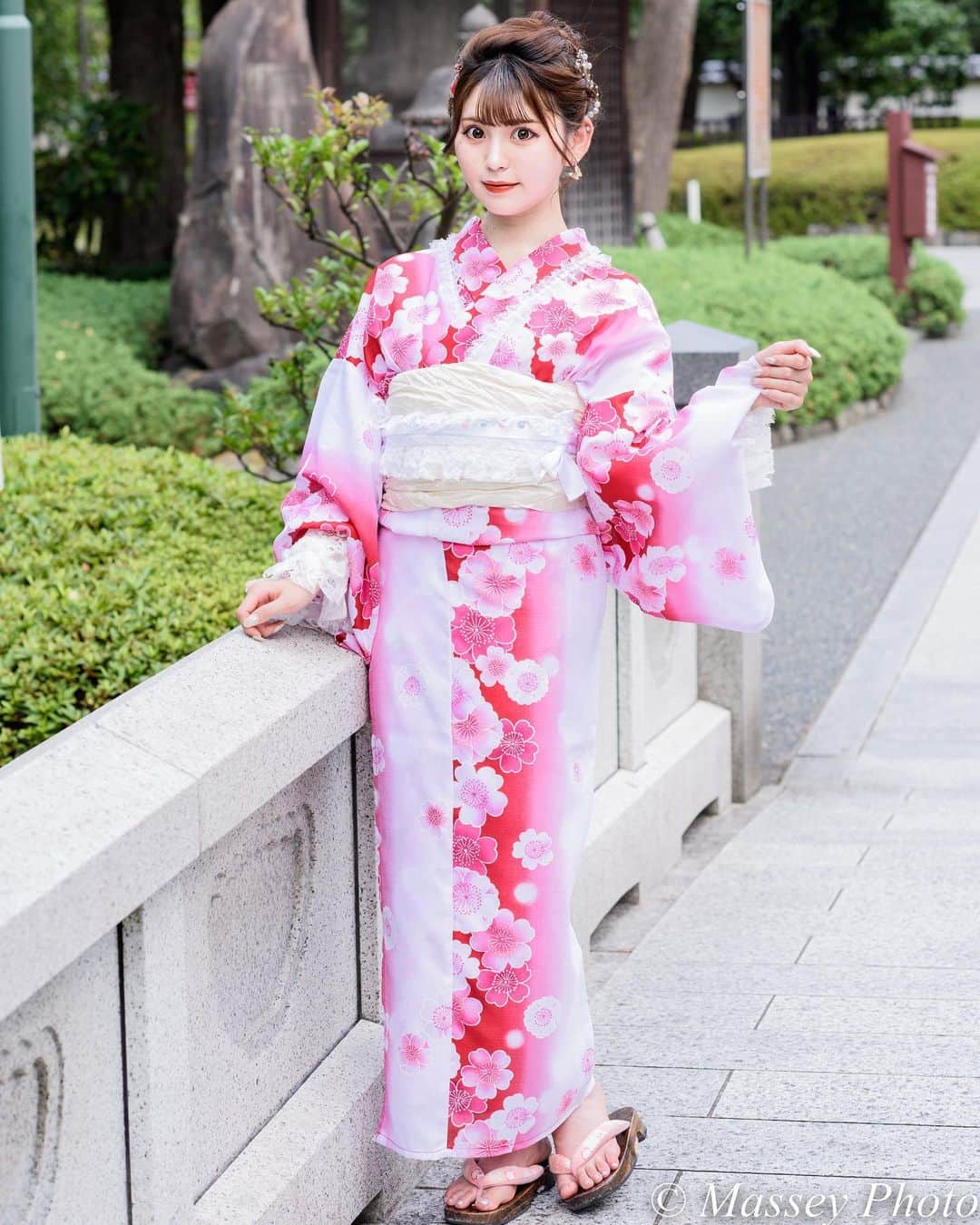 Hiro Matsushimaさんのインスタグラム写真 - (Hiro MatsushimaInstagram)「. . . . 浅草寺周辺で撮った写真です。 モデルは、結月ねねちゃんです。 It is a picture taken around Sensoji Temple. Her name is Nene Yuduki. . . #ポートレート #ポートレート女子 #ポートレートモデル #ポートレート撮影 #ポートレート部 #ポートレートモデル撮影 #ポートレイト #ポトレ #被写体 #モデル #被写体モデル #被写体女子 #写真部 #美少女 #写真好きな人と繋がりたい #結月ねね #撮影会モデル #美女図鑑 #portrait #excellent_portraits #girlsphoto #lovers_nippon_portrait #portrait_perfection #portraitphotography #japanesegirl #japanesemodel #tokyogirl #good_portraits_world #모델촬영 #인물사진」7月24日 7時36分 - massey_photo