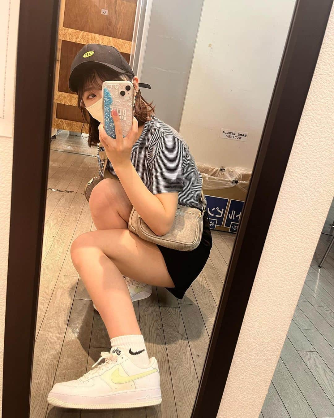 岩佐美咲さんのインスタグラム写真 - (岩佐美咲Instagram)「👟♡♡  　　　　　　　　　　　　　　　　　　　 　　　　　　　　　　　　　　　　　　　 #ナイキ #ナイキスニーカー #スニーカー #白スニーカー #靴 #エアフォース1 #nike #sneakers #sneaker #airforce1 #ootd #ブルーハムハム #bluehamham #zara #ザラ #スニーカー女子」7月24日 16時48分 - wasaminnn