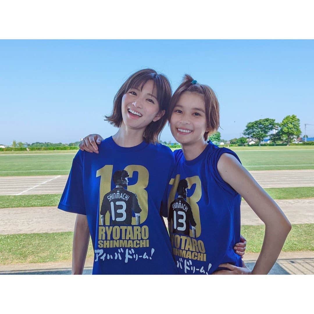 芳根京子さんのインスタグラム写真 - (芳根京子Instagram)「4話ありがとうございました！  みんなでわちゃわちゃサッカー 楽しくてグッときて最高だったな⚽️  やっと現場でいくちゃんに会えました☺️💗  そして安定のおさえさん。💗  #オールドルーキー」7月24日 21時59分 - yoshinekyoko
