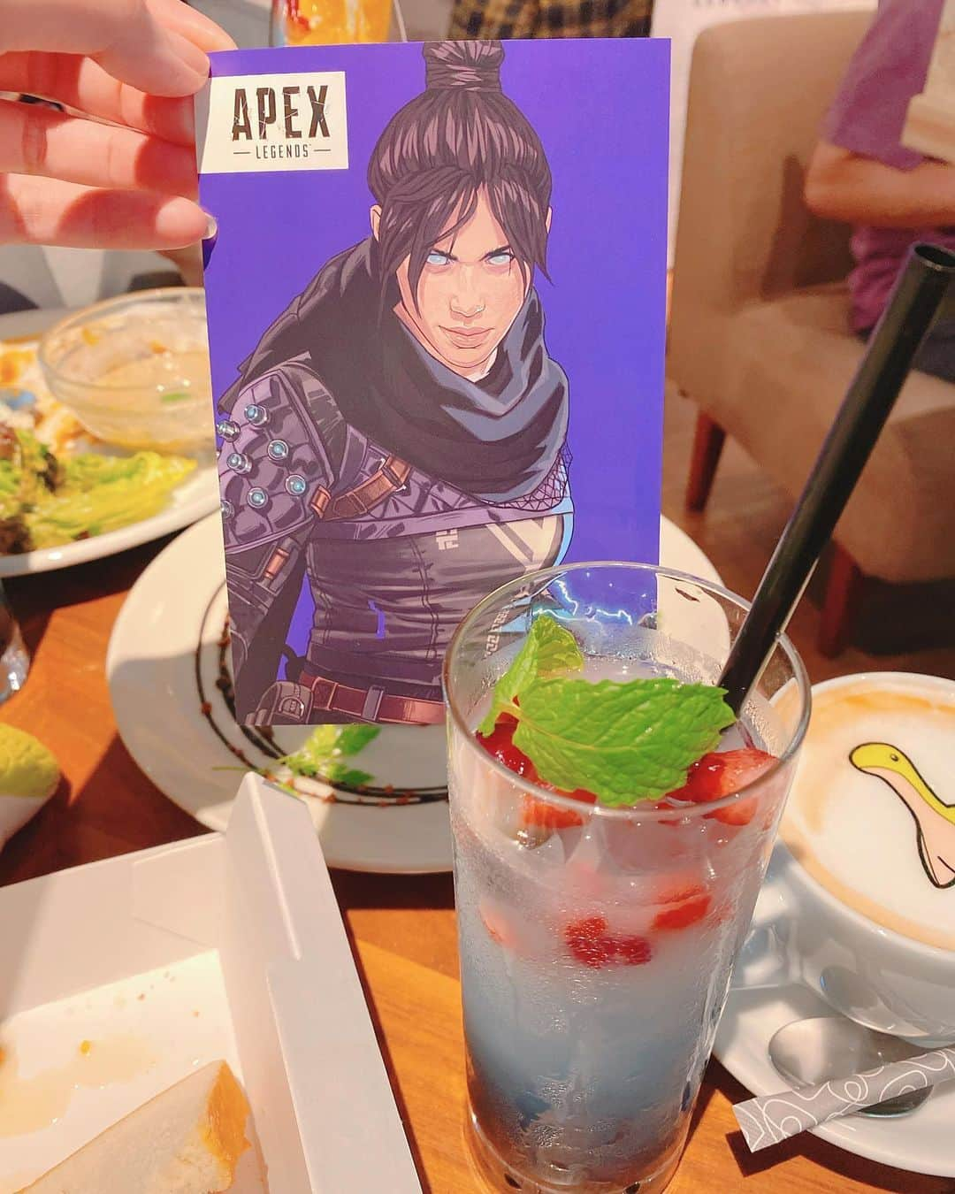 小桃さんのインスタグラム写真 - (小桃Instagram)「記録 7/22 Apex Legends -Nessie cafe-   #apexlegends #apex #エーペックスレジェンズ #エーペックス #エペクス #nessie #apexnessie #nessiecafe #tokyo #東京 #渋谷 #towerrecords #towerrecordscafe #towerrecordscafeshibuya #towerrecordscafe渋谷」7月25日 11時22分 - siutao1126