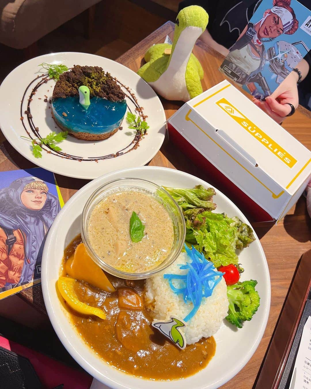 小桃さんのインスタグラム写真 - (小桃Instagram)「記録 7/22 Apex Legends -Nessie cafe-   #apexlegends #apex #エーペックスレジェンズ #エーペックス #エペクス #nessie #apexnessie #nessiecafe #tokyo #東京 #渋谷 #towerrecords #towerrecordscafe #towerrecordscafeshibuya #towerrecordscafe渋谷」7月25日 11時22分 - siutao1126