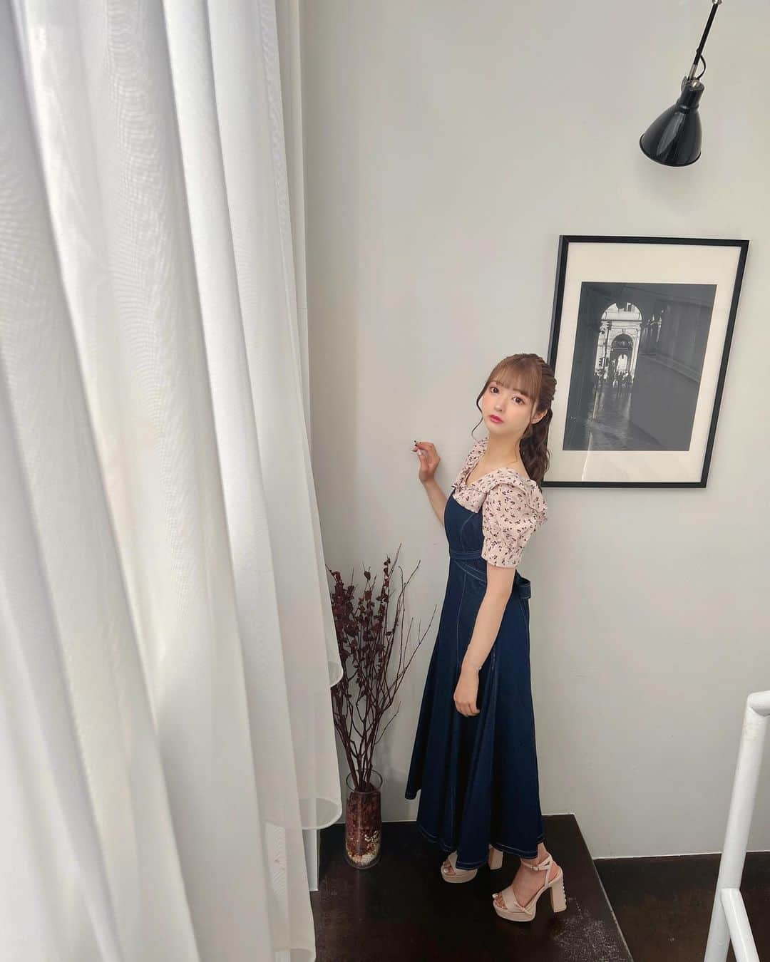 中山恵美生さんのインスタグラム写真 - (中山恵美生Instagram)「夏コーデ色々👗💞  さて今日は渋谷109POPUP ついに最終日です🥲🔥💞  あっという間すぎるなあ、、😢  今日は18:00~店頭でお待ちしてます🥹🎀 宜しくお願いします💞  会えるの楽しみにしてるね😌🎀  #mmeeme #エムミーエメ #夏コーデ #夏服コーデ  #ワンピース #キャミワンピ  #ヘアアレンジ #ブラウスコーデ  #ガーリーコーデ」7月25日 12時22分 - emiu0624