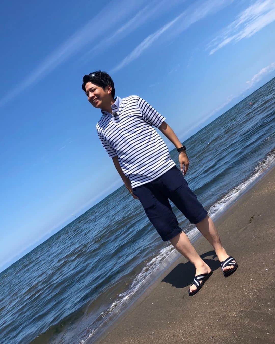 北海道放送「今日ドキッ!」さんのインスタグラム写真 - (北海道放送「今日ドキッ!」Instagram)「🌞🌞🌞 おたるドリームビーチで夏を満喫中の堀内アナ @hbc_daikihoriuchi  そこはかとなく「海の若大将」感がただよいます😎  きょうも暑〜い道内☀️ 本日の「今日ドキッ！」では、 ビーチ🏖️プール🏊‍♀️そして、かき氷🍧  暑さを忘れさせてくれる涼しくなる場所から、 にぎわいの様子などをたっぷりご紹介します🤗」7月27日 15時17分 - hbc_kyodoki