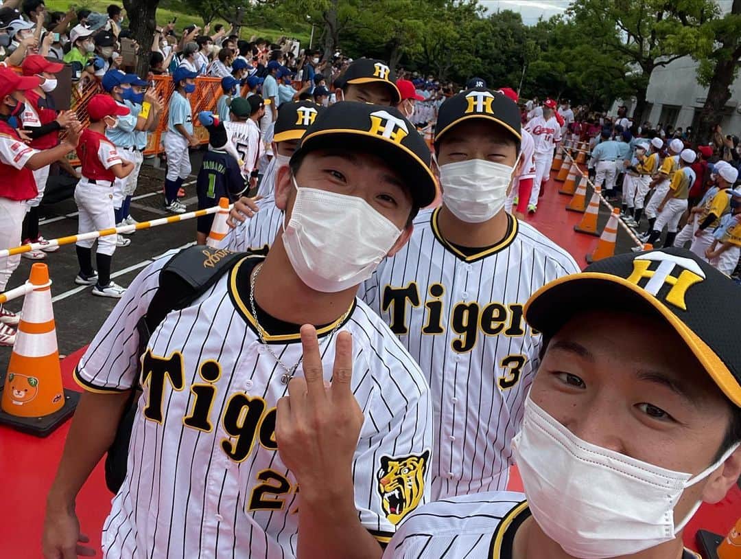 近本光司さんのインスタグラム写真 - (近本光司Instagram)「ファンの皆さんありがとうございました😊 今年も楽しかったです👍  #阪神タイガース #近本光司 #オールスター #paypayドーム  #坊ちゃんスタジアム  #感謝」7月28日 7時32分 - koji_speed5