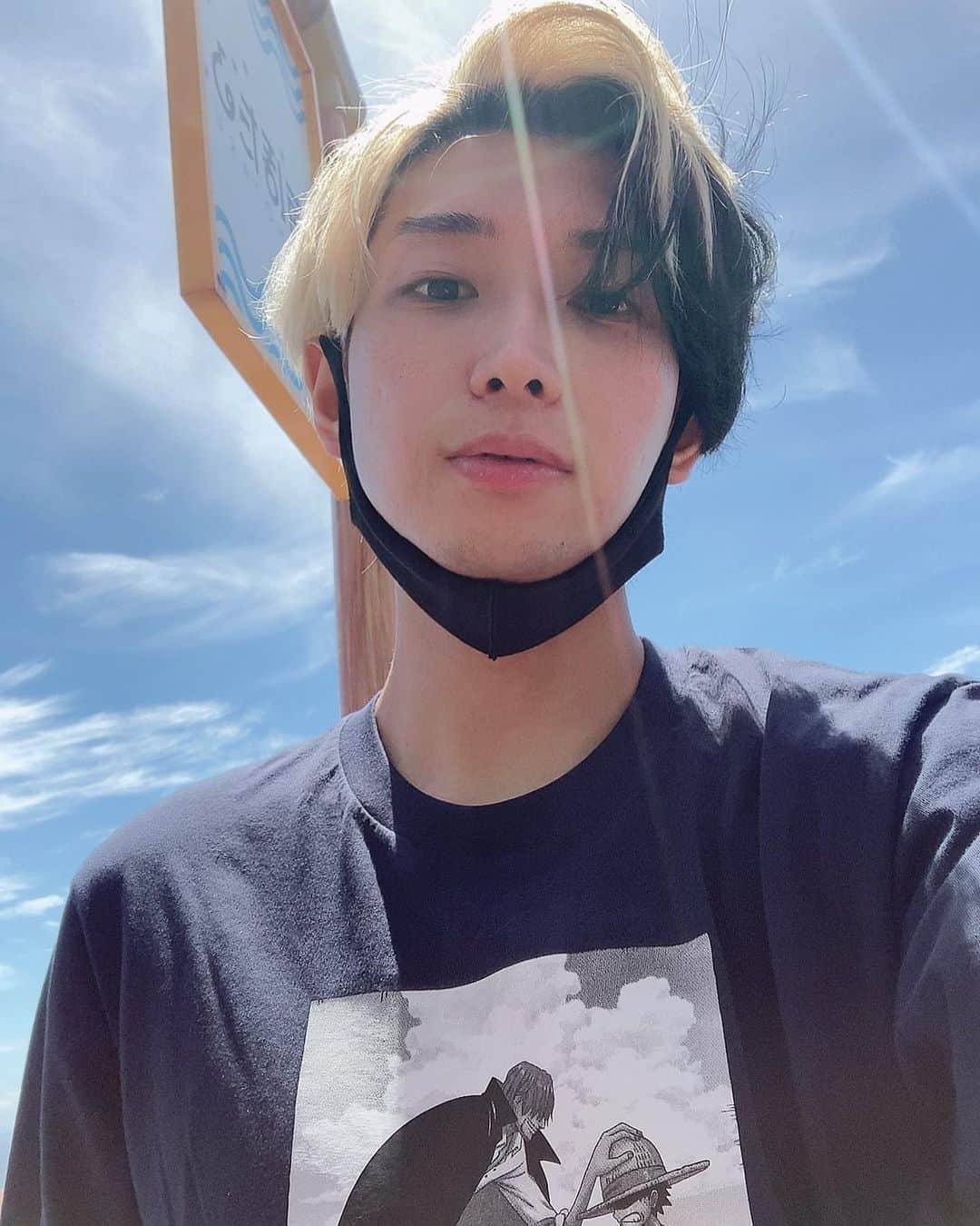 Hikaru（ヒカル）さんのインスタグラム写真 - (Hikaru（ヒカル）Instagram)「夏らしい写真のリクエスト多かったから撮った  俺のインスタモチベをあげてほしい いいねとコメント頼むわ  褒めよう讃えよう甘やかそう」7月28日 17時45分 - tadanokarisuma
