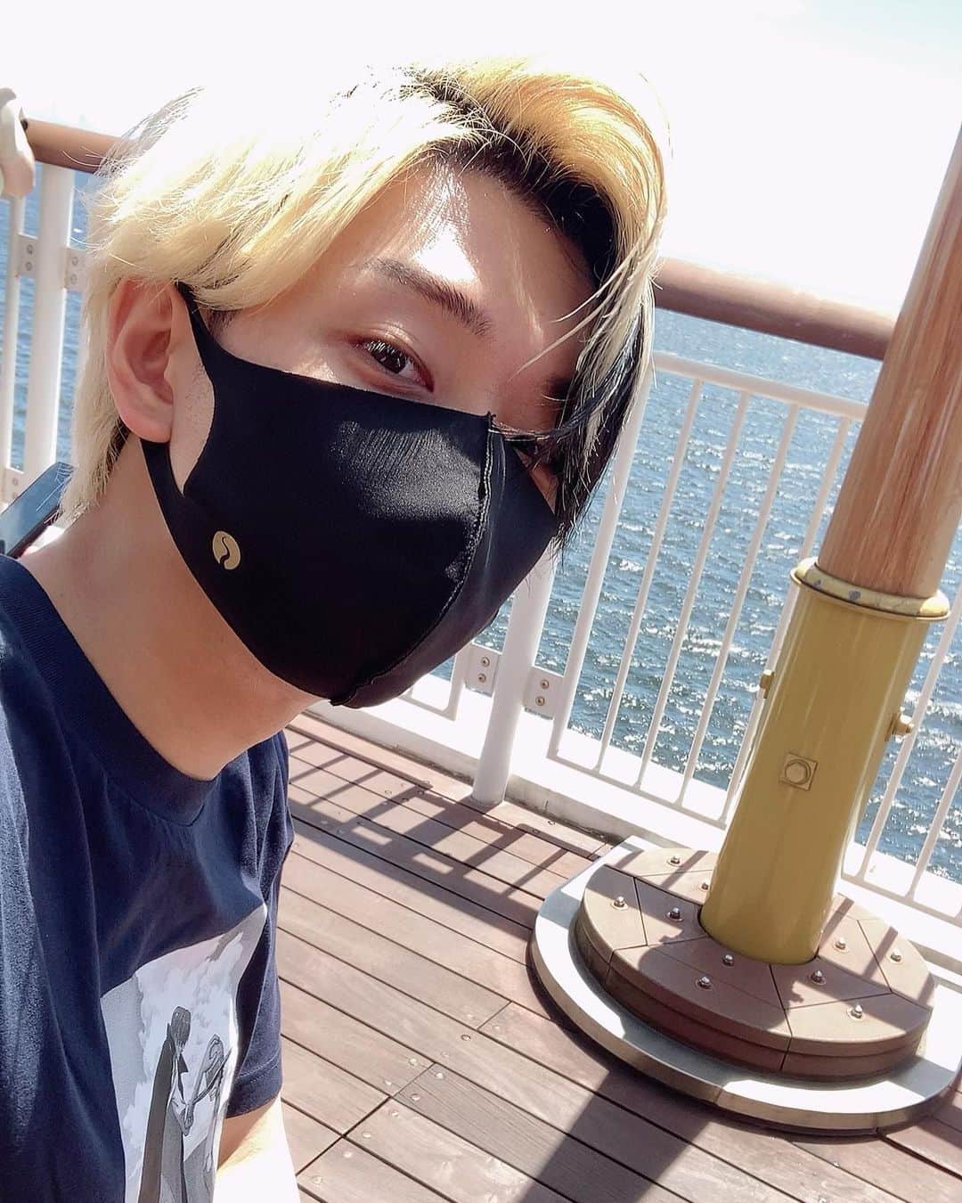 Hikaru（ヒカル）さんのインスタグラム写真 - (Hikaru（ヒカル）Instagram)「夏らしい写真のリクエスト多かったから撮った  俺のインスタモチベをあげてほしい いいねとコメント頼むわ  褒めよう讃えよう甘やかそう」7月28日 17時45分 - tadanokarisuma