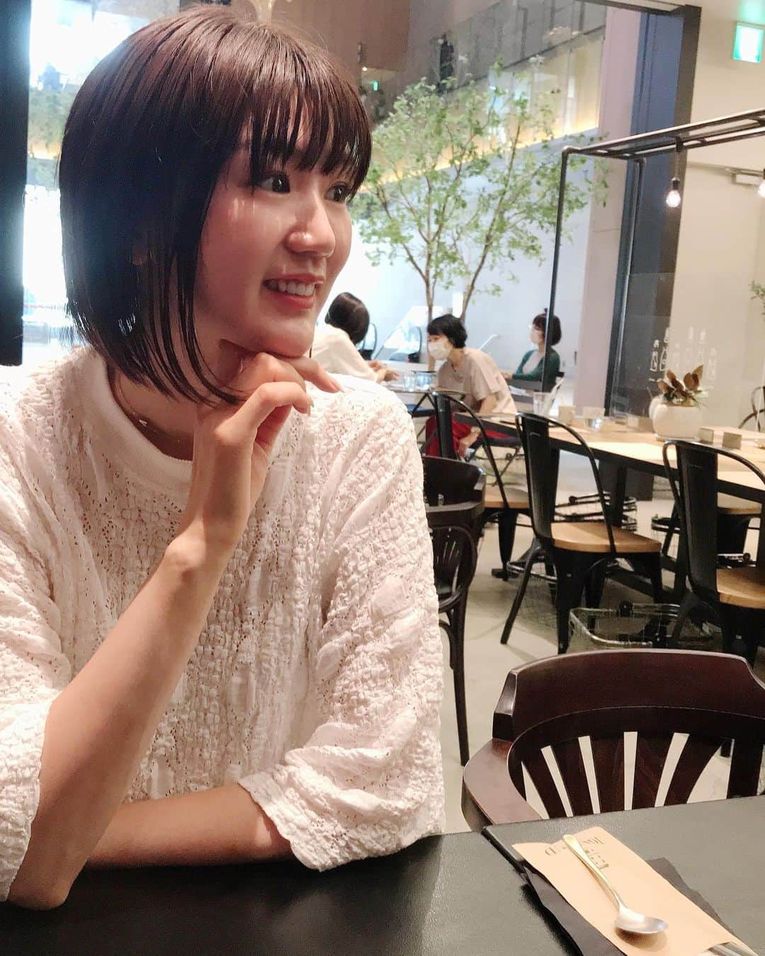 栗原恵さんのインスタグラム写真 - (栗原恵Instagram)「. 「暑いですね〜🌞」 が挨拶になりつつある今日この頃🎐  皆さま 体調にはお気をつけてお過ごしくださいね！  Photo by @iznyan」7月28日 20時48分 - megumi_kurihara_official