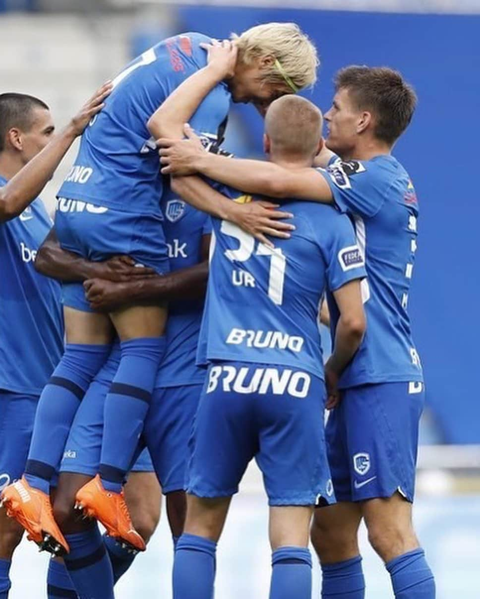 伊東純也さんのインスタグラム写真 - (伊東純也Instagram)「When I arrived to Genk in 2019, I didn't expect that I am going to appreciate this club and kind people too much.  My seasons here have been amazing : Winning league, Cup, Super cup and playing passionate matches.  Before starting a new challenge, I would like to be grateful with all my teammates, with coaching staff, club workers, board members and with best fans in Belgium🇧🇪  C'MON GENKIES!!」7月29日 22時44分 - 1409junya