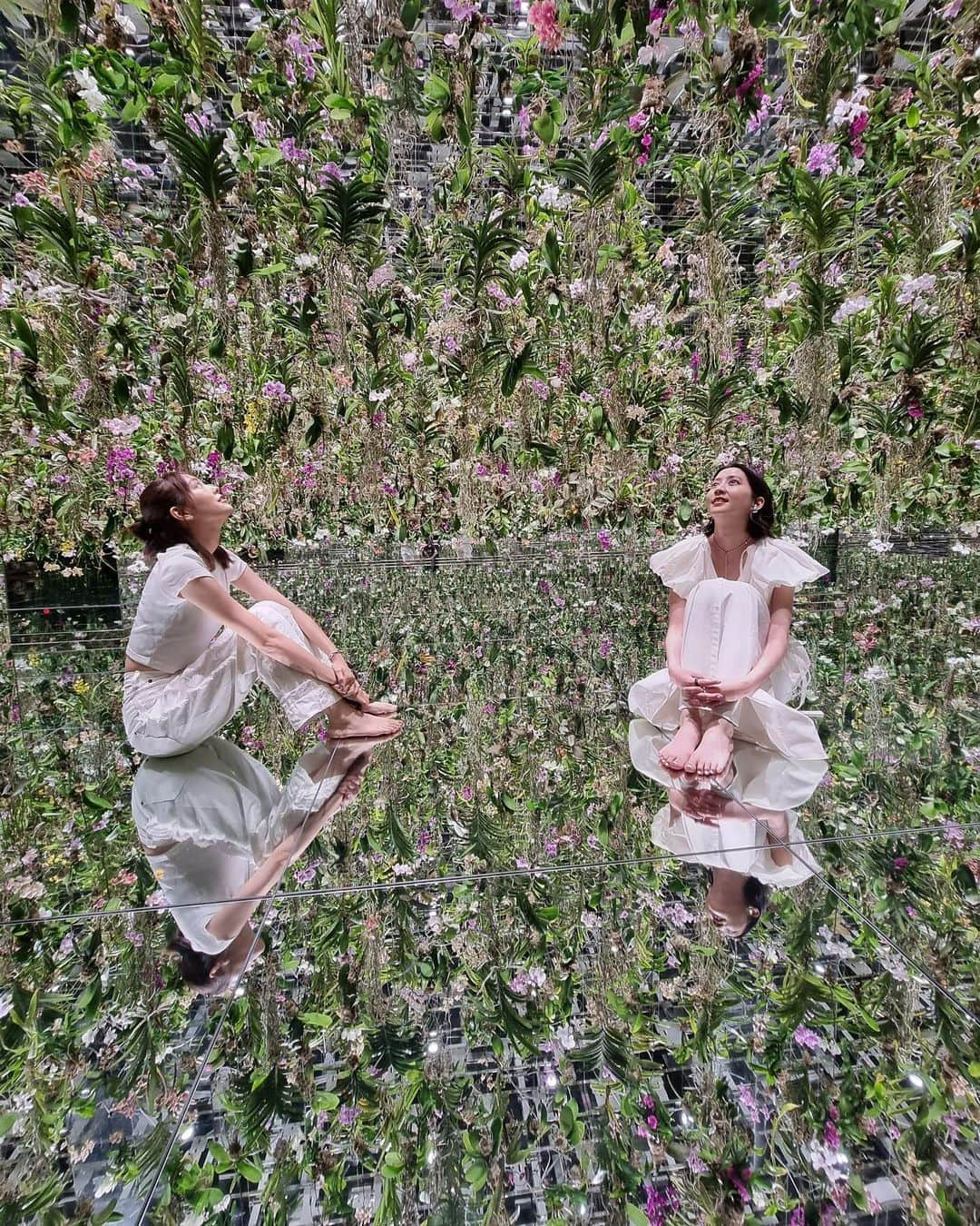 桐谷美玲さんのインスタグラム写真 - (桐谷美玲Instagram)「みれまゆの夏休み🌻teamLab #みれまゆ #teamlabplanets」7月30日 17時02分 - mirei_kiritani_