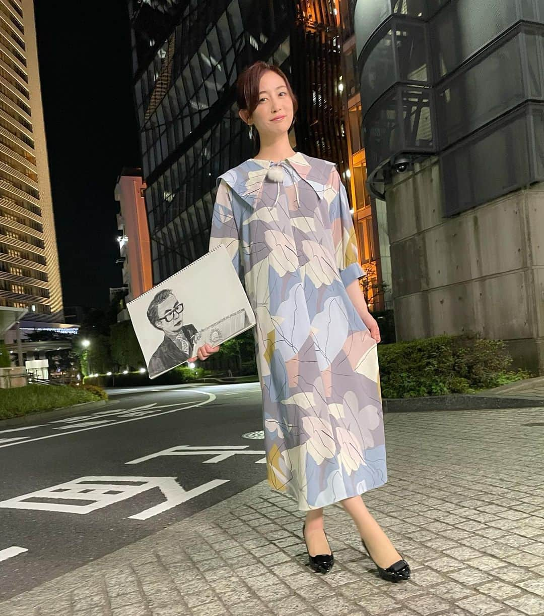 新井恵理那さんのインスタグラム写真 - (新井恵理那Instagram)「台風５号の進路予想です。 沖縄や奄美は活発な雨雲の通り道となり、雨の量が多くなるおそれがありますので、ご注意ください。 #情報7daysニュースキャスター #新井恵理那のweatherニュースキャスター #新井恵理那 #centforce」7月30日 23時56分 - elina_arai