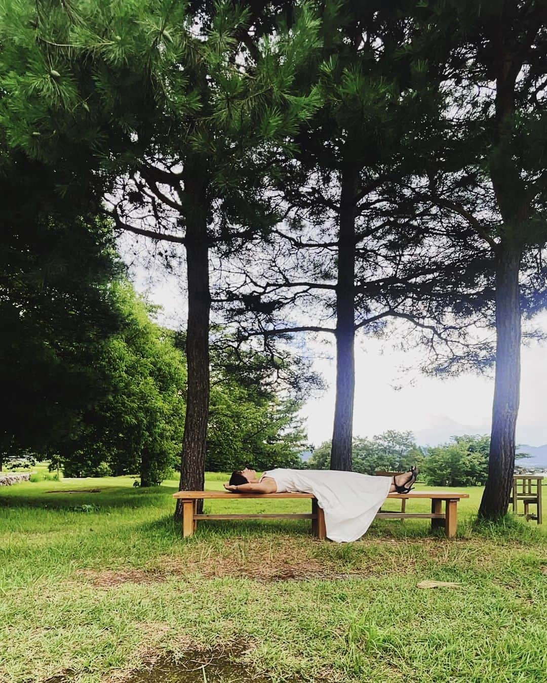 吉田知那美さんのインスタグラム写真 - (吉田知那美Instagram)「・ Nap time in summer🍃💭 ・ 昨日はずっと行ってみたかったかっぱ寿司にいきました。 どのあたりがサラダかは分からなかったけれど、サラダ軍艦美味しかった。  #かっぱ寿司 #サラダ軍艦」7月31日 9時39分 - chinami1991