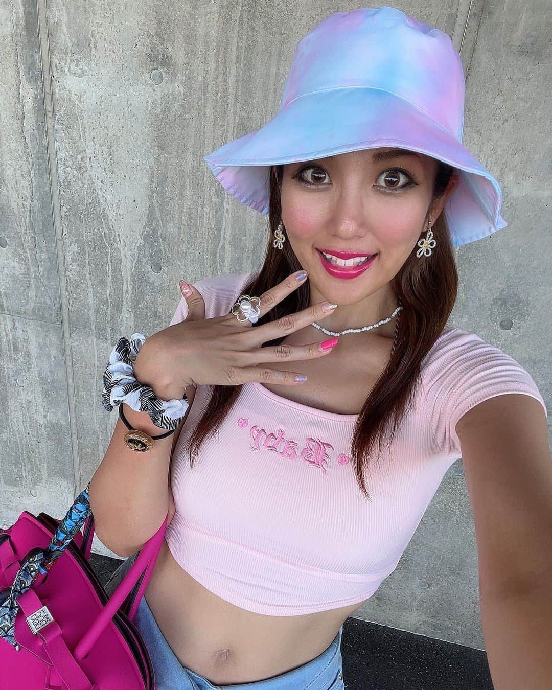 神谷麻美さんのインスタグラム写真 - (神谷麻美Instagram)「#Happy  #ダイビング 💖🧜🏻‍♀️🪸🫧💖🌈💖✨」7月31日 9時57分 - asamice428