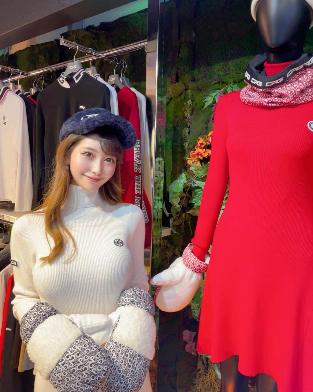 MAYUさんのインスタグラム写真 - (MAYUInstagram)「. こんばんは🤍 . @cpggolf_official のAWプレスプレビューに行ってきたよ☃️❤️ 今回もかわいいのが沢山で欲しいものがいっぱいでした🥺 . マネキンちゃんとイロチコーデしてみた🤍❤️ . . 8月1日(月)から東京、千葉、名古屋、神戸の4都市 全国9カ所でポップアップストアを同時開催するみたい✨ 📍8/1-8/31 ・Alpen TOKYO ・ゴルフ5 プレステージ（新宿・日本橋・広尾・名古屋・神戸） ・GOLF5カントリーオークビレッジ 📍8/17-8/30 ・ジェイアール名古屋タカシマヤ 📍8/17-9/11 ・松屋銀座 . 気になる方は行ってみてね☃️✨ . #ゴルフ女子#ゴルフ#ゴルフウェア#ゴルフコーデ#シーピージー#シーピージーゴルフ#golf#golfwear#golflife#cpggolf#golfday#golfgirl#japanesegirl#autumn#winter」7月31日 18時49分 - mayu.kina_golf