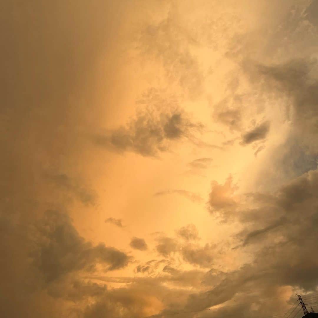 工藤美桜さんのインスタグラム写真 - (工藤美桜Instagram)「フジロックの空と私 #フジロック  #こんなに1日で色んな空の顔を見れました」7月31日 21時29分 - mmio_kudo