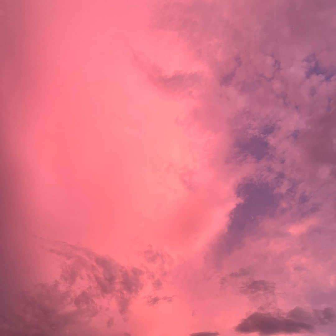工藤美桜さんのインスタグラム写真 - (工藤美桜Instagram)「フジロックの空と私 #フジロック  #こんなに1日で色んな空の顔を見れました」7月31日 21時29分 - mmio_kudo