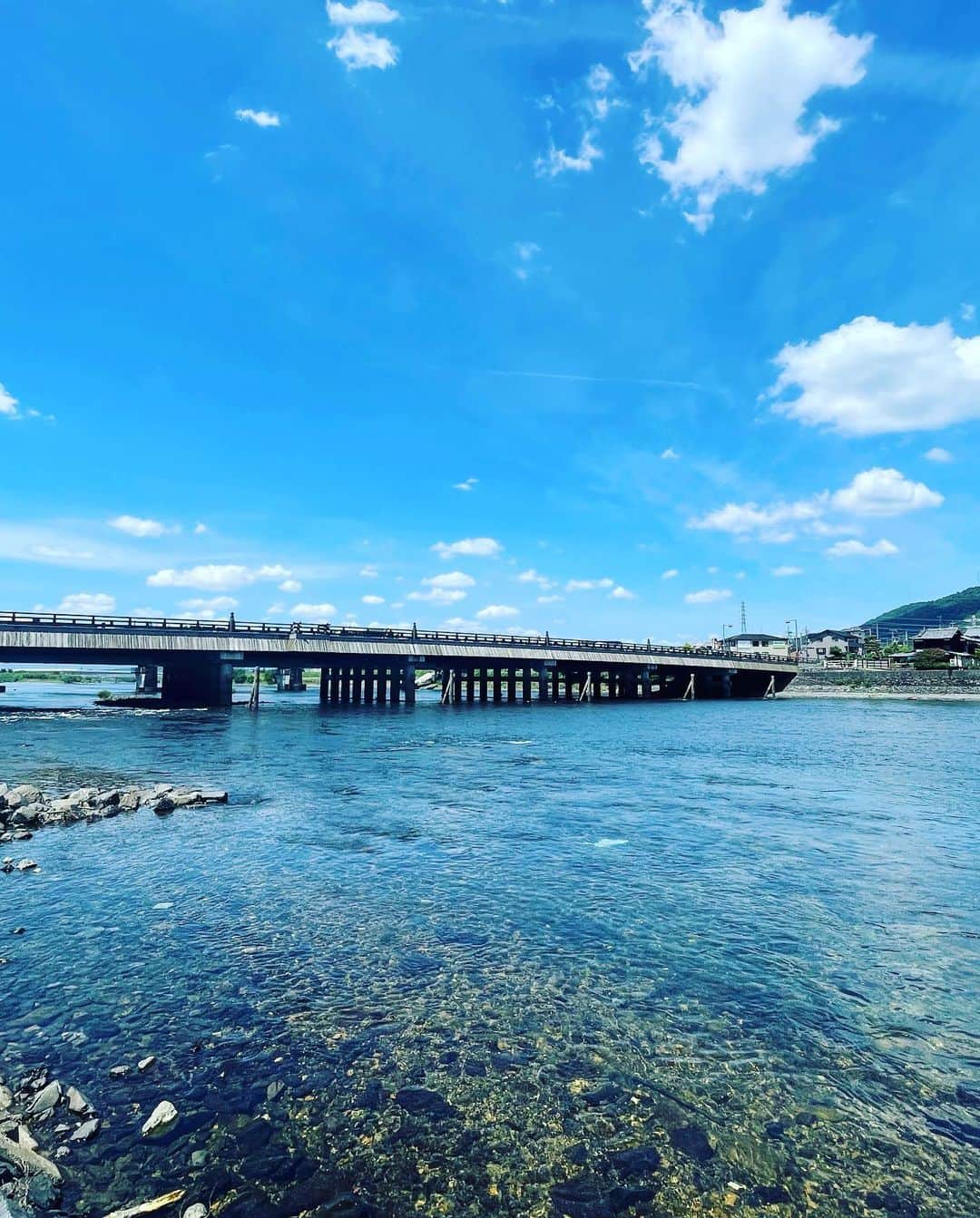 山内晶大さんのインスタグラム写真 - (山内晶大Instagram)「. . . 5日ぶりの外出。 リフレッシュするため宇治へ。 お茶っ葉を臼でひき、 茶せんでお茶をたてて参りました。 . . やっぱり日本はいいね。 . . . #京都 #宇治 #抹茶」8月1日 16時20分 - akihiroooo1130