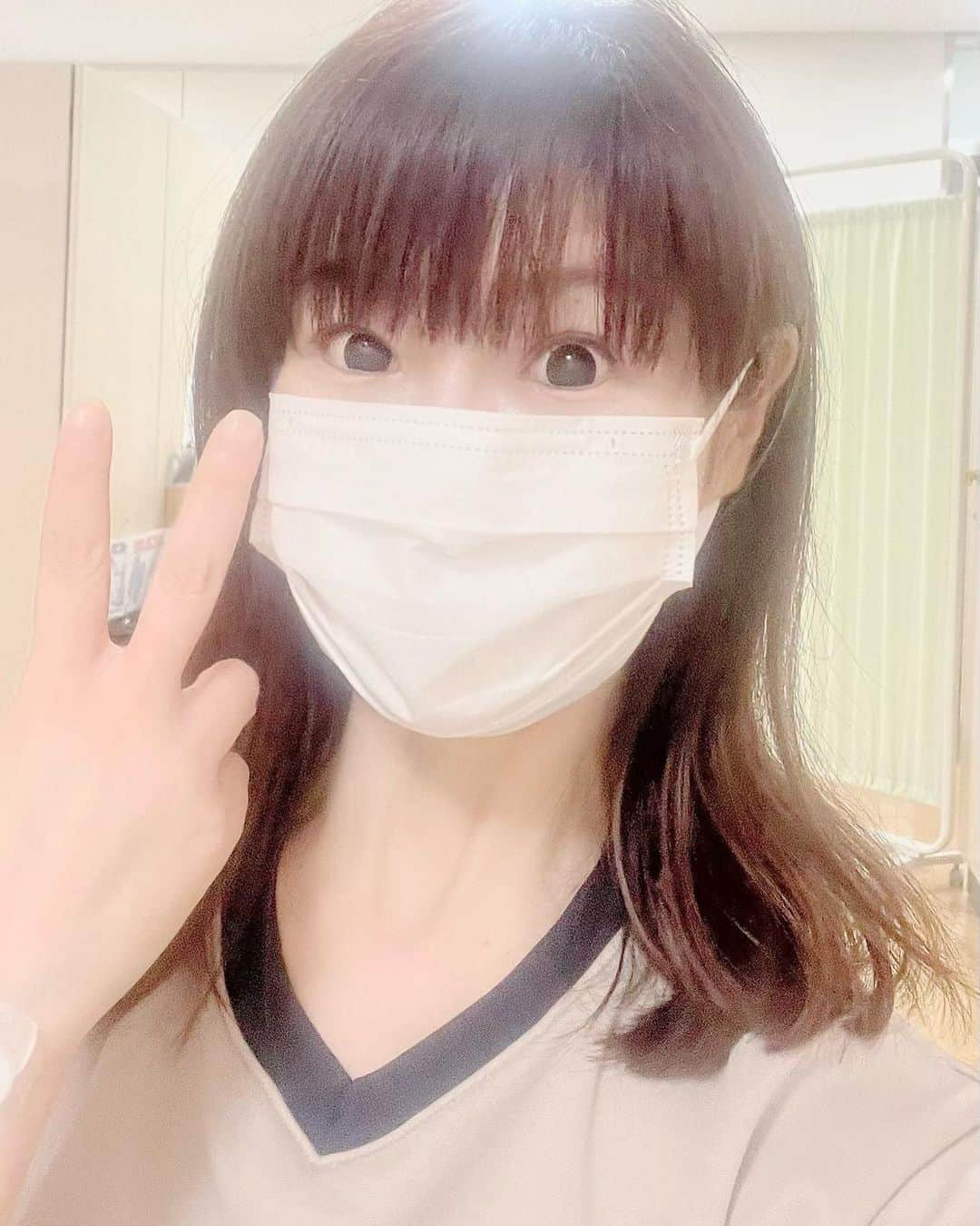 さゆりさんのインスタグラム写真 - (さゆりInstagram)「今日は1日頂いて💖精密検査行ってきましたです〜🤣  #検査を〜いっぱいおっぱい♫🤩 #PET検査も〜😆 #ペットと言えば…💖 #大事なアリスは元気いっぱいぼよ🥰 #きっと側にいてくれてるみんなのお写真ものっけちゃうの巻〜🤣 #そして💖 #さゆりのお注射打てる血管達💉 #一体どこ行っちゃったんでしょうねの巻〜🤣 #かつみさゆり #さゆり #皆様も早めの検査お願いしますです😆」8月1日 19時51分 - katsumisayuri_sayuri