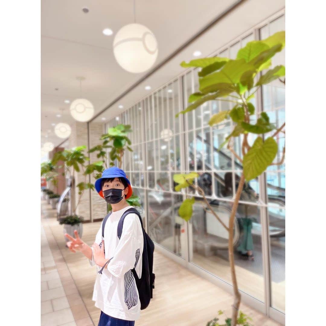 髙橋來さんのインスタグラム写真 - (髙橋來Instagram)「✳︎ 皆さんは夏休み中はどのように過ごしていますか？ 僕は聖地に行ってきました✨ そして、仲間達をお家に召喚しました😊えへへ ・ ・ ✳︎ #ポケモン  #カイリュー 🐉 #モクロー 🦉 #ゲンガー 👻 #ドーブル 🎨 #髙橋來」8月1日 21時41分 - rye.takahashi