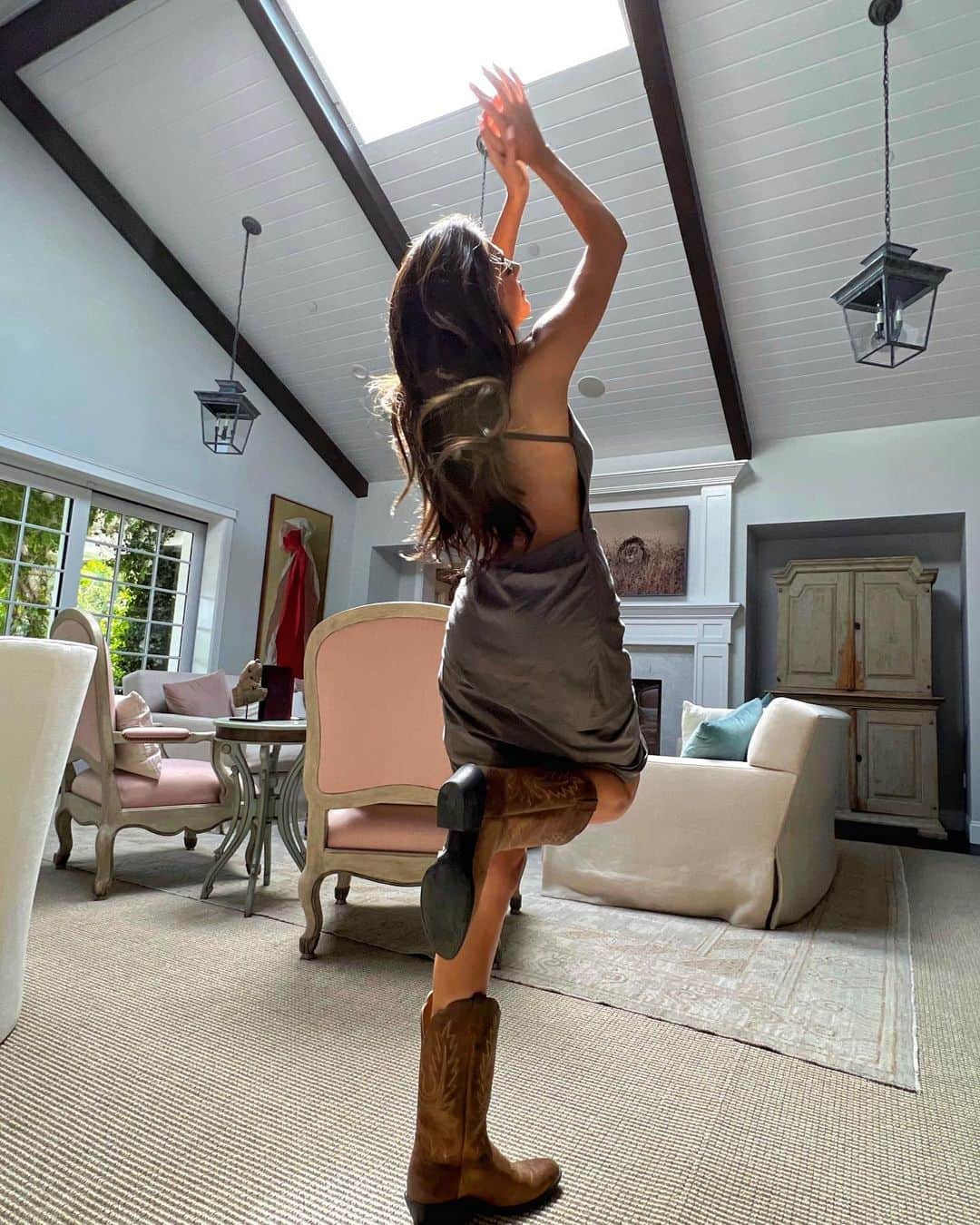 システィーン・スタローンさんのインスタグラム写真 - (システィーン・スタローンInstagram)「🪐🪐」8月2日 5時57分 - sistinestallone