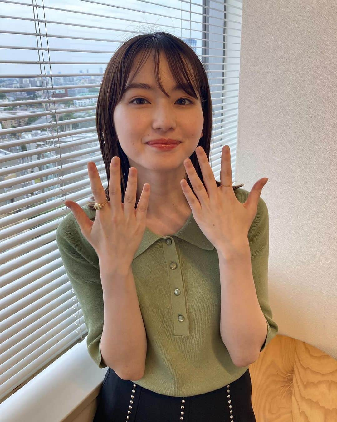 山田杏奈さんのインスタグラム写真 - (山田杏奈Instagram)「ZIPのときの衣装です☺️  衣装、メイクの中井さん菅長さん1ヶ月間朝早くからありがとうございました🙏」8月2日 7時05分 - anna_yamada_