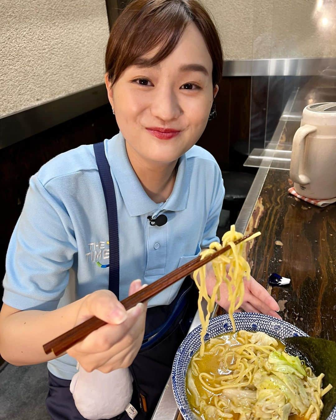 篠原梨菜さんのインスタグラム写真 - (篠原梨菜Instagram)「#水曜朝5時のラーメンtime 東京・新宿御苑前駅近く 24時間営業の氣華 (きっか)へ！ 臭みの少ない東京豚骨。豚骨スープをベースに塩・醤油・味噌を選べます！ 店長おすすめの「キャベツラーメン(味噌・太麺)」を😋 コクがありすっきりしたスープ。太麺に絡みます！甘みのあるキャベツにはさっぱりとしたタレが。バランス◎！ #早朝グルメ #thetime_tbs #氣華  #ラーメン #24時間営業  #新宿ラーメン #キャベツラーメン  #tbs」8月3日 15時58分 - shinorinatbs