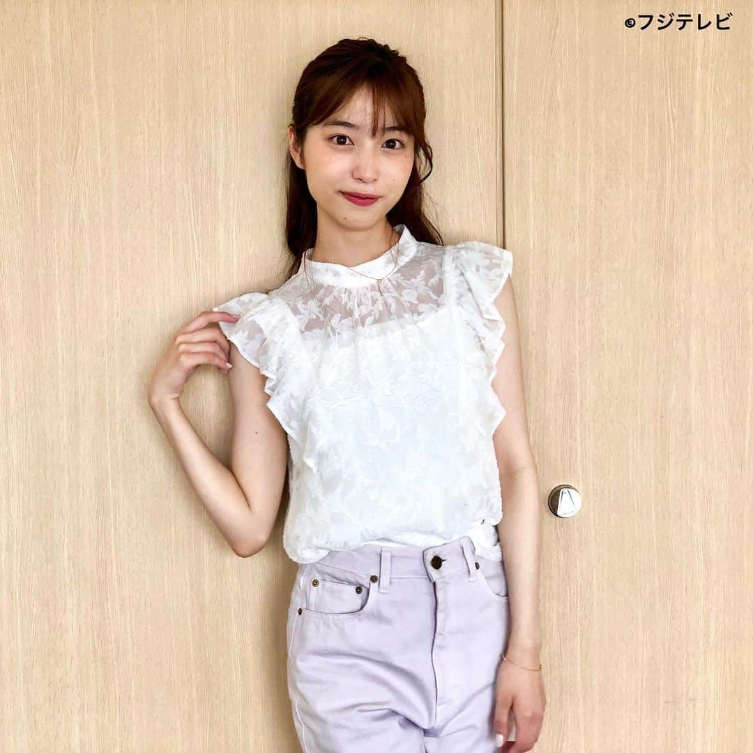 フジテレビ「めざましテレビ」さんのインスタグラム写真 - (フジテレビ「めざましテレビ」Instagram)「ファッション雑誌CanCamとコラボした お天気コーナー「きょう何着て行く？」 林佑香の毎日のコーデを紹介♪  ８月３日（水） 【今日のコーデ】　　 ・キャミソール付きブラウス 　　　　　　　　　→ @noela_official 　１万１０００円 ・パンツ→ @deicy_official 　　２万２０００円 ・靴→ @kanematsu_official 　２万９７００円 ・イヤリング→ @phoebe_official ４１８０円    【コーデのポイント】 フラワー刺しゅうにフリル袖❣️ 甘さたっぷりのブラウスで華やかに🤗  ラベンダーのカラーデニムで程よくカジュアルダウンすると、可愛らしさとこなれ感を両立させた着こなしが完成します⭐️  足元もラベンダーで合わせて統一感を意識👍  #めざましテレビ #きょう何着て行く？ #林佑香 #今日のコーデ #コーデ #CanCam #今日のファッション#ootd #きょう何着て行く？は月〜金朝6時22分ごろ放送📺  #ゆかちゃん #きれいめコーデ #きれいめカジュアル #大人コーデ #夏コーデ #オフィスカジュアル #上品コーデ #アナウンサー衣装」8月3日 16時09分 - mezamashi.tv