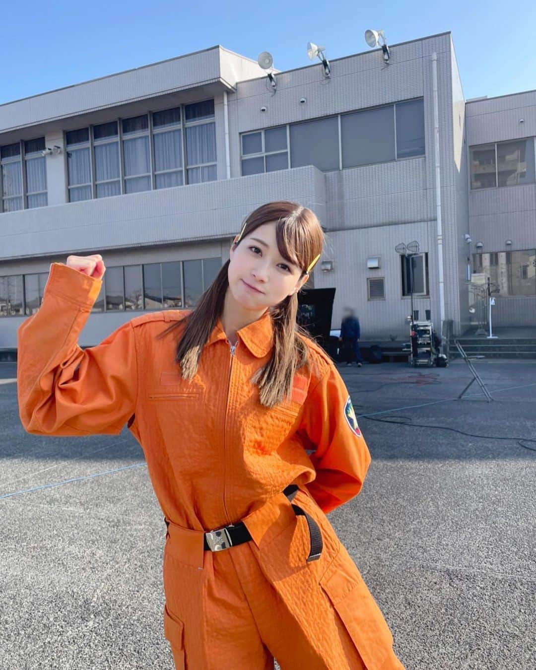 生見愛瑠さんのインスタグラム写真 - (生見愛瑠Instagram)「萌衣もオレンジになった日🍊 どこのシーンかわかりますか〜  まだまだ公開中なので夏休み モエカレして下さいな🥰」8月3日 19時05分 - meru_nukumi