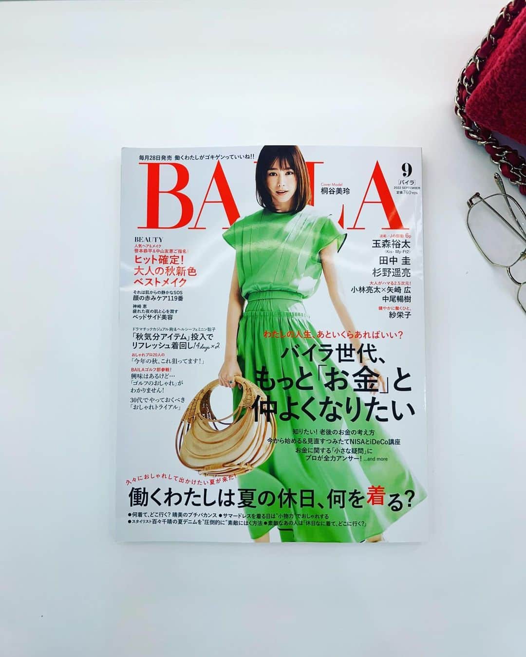 神崎恵さんのインスタグラム写真 - (神崎恵Instagram)「・ 発売中の『BAILA』9月号。 神崎恵presents ベッドサイド美容。 疲れている日も、綺麗を育みたい日も、癒されたい日も。 ベッドで美容。とても心地がいいんです。 ぜひ♡  @baila_magazine」8月3日 19時53分 - megumi_kanzaki