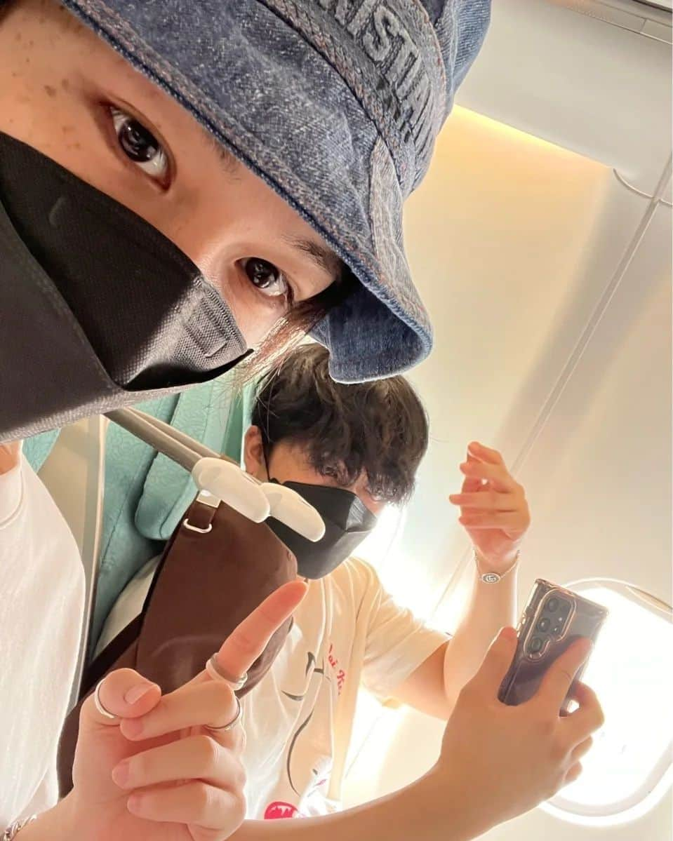 Stray Kidsさんのインスタグラム写真 - (Stray KidsInstagram)「BRB 🛫☁️  #straykids #felix #lovestay」8月4日 20時20分 - realstraykids