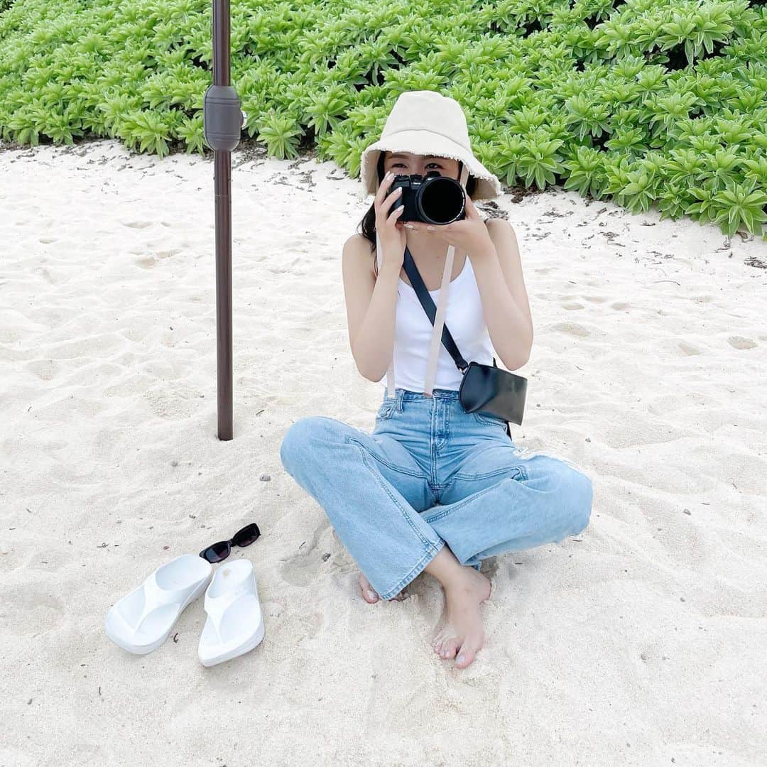古畑星夏さんのインスタグラム写真 - (古畑星夏Instagram)「⠀ ここのビーチ白いパラソルがあって可愛かったなぁ⛱♡  #宮古島#どこのビーチか名前忘れた#miyakojima」8月4日 22時41分 - starandsummer