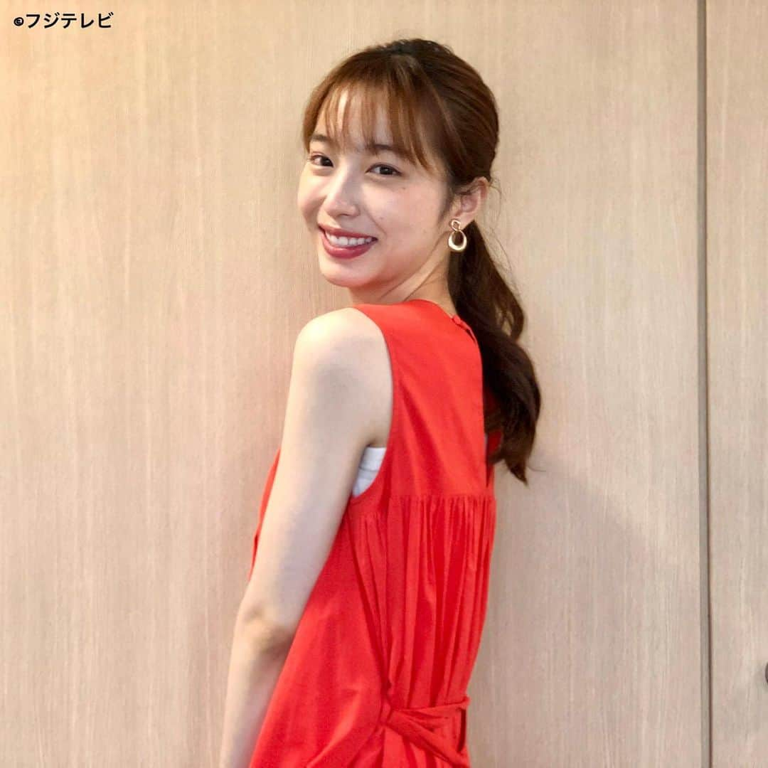 フジテレビ「めざましテレビ」さんのインスタグラム写真 - (フジテレビ「めざましテレビ」Instagram)「ファッション雑誌CanCamとコラボした お天気コーナー「きょう何着て行く？」 林佑香の毎日のコーデを紹介♪  ８月４日（木） 【今日のコーデ】　　 ・ワンピース→ @andemiu_official  １万１０００円 ・靴→ @kanematsu_official 　３万５２００円 ・イヤリング→ @anemone_official 　１９８０円      【コーデのポイント】 夏気分が盛り上がるオレンジのワンピース🧡  生地をたっぷり使ったドラマティックなシルエットも 絵になるかわいさです☺️👍  肌感のあるサンダルを合わせて ちょっぴりリゾーティな雰囲気に🌴  夏の休日にぴったり❣️    #めざましテレビ #きょう何着て行く？ #林佑香 #今日のコーデ #コーデ #CanCam #今日のファッション#ootd #きょう何着て行く？は月〜金朝6時22分ごろ放送📺  #ゆかちゃん #きれいめコーデ #きれいめカジュアル #大人コーデ #夏コーデ #オフィスカジュアル #上品コーデ #アナウンサー衣装」8月5日 8時02分 - mezamashi.tv