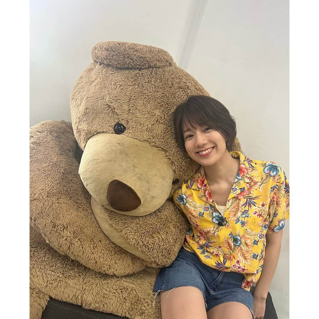 佐藤美希さんのインスタグラム写真 - (佐藤美希Instagram)「3年前、「週刊プレイボーイ」のグラビア撮影で訪れた以来のグアムへ行ってきました🏝 ⁡ オススメスポットをまわって、グアムグルメを食べて、マリンスポーツをして、、 最高の2日間の旅！！ ⁡ 初めて行ったグラビア撮影の時には訪れなかったところばかりで、全部オススメしたい！ まだあまり知られていない最新スポットも盛り沢山です🧡 ⁡ 明日8/6(土)午後4時〜テレビ愛知発テレビ東京系列全国6局ネット「世界！旅々さまぁ〜ずinグアム」が放送されます✨ ⁡ さまぁ〜ずさん ザ・たっちさん 山内鈴蘭ちゃん とグアムを満喫してきました〜！ ⁡ 海が綺麗すぎる🫣 リゾート気分が味わえます！！ ⁡ ぜひご覧ください🐠⛱ ⁡ ⁡ #世界旅々さまぁーず #さまぁーず　さん #ザたっち　さん #山内鈴蘭　ちゃん #ホリプロ #テレビ愛知 #テレビ東京 #グアム #グアム旅行 #ロケの前 #帰国時に陰性証明書が必要なので #ロケ初日 #帰国後 #PCR検査 #陰性確認できました #ぜひご覧ください」8月5日 21時40分 - satomiki0626