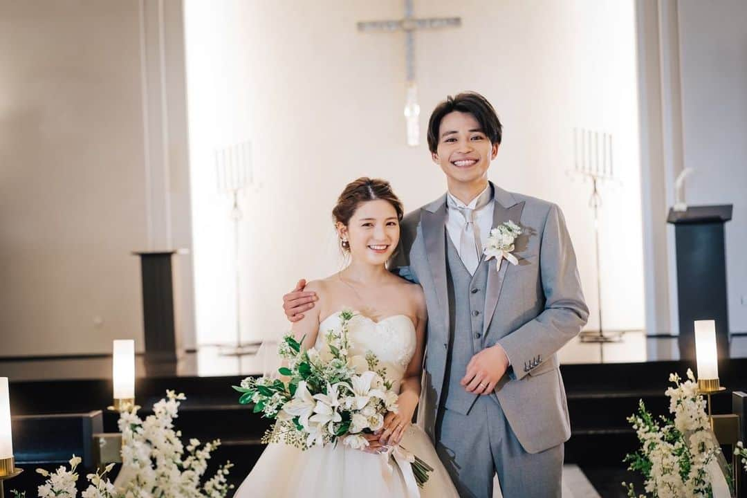 川島海荷さんのインスタグラム写真 - (川島海荷Instagram)「私たち結婚しました3 #けいうみ 応援してくださった皆さん、ありがとうございました！ いろんなことがあったけど、本当に楽しくて充実していて忘れられない日々でした。涙が出るほど笑ってばっかり。その瞬間に嘘はありません。  けいぴー変なあだ名つけちゃってごめんね、一緒の時間を過ごしてくれてありがとう。  恥ずかしいことたくさんありましたが、なにより恥ずかしかったのは毎日のネットニュース……笑 どんだけ自分が出てくるんだーって感じで、友達にも聞いたら毎日海荷出てくるんだけどって言われて😭こんな経験なかなかないです！！  #わた婚　出会えてよかった。みなさんにも感謝。 これからもどうぞよろしくお願いします❤︎  @kei.umi_watakon  ↑ もう少しすると投稿消えてしまうそうなので、よかったら✨」8月6日 0時09分 - umika_kawashima