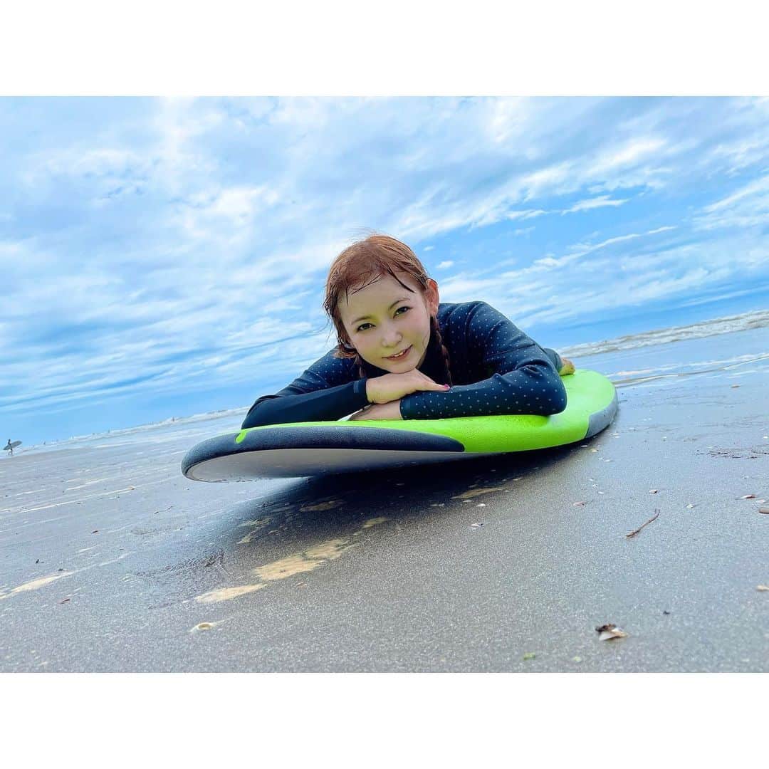 中川翔子さんのインスタグラム写真 - (中川翔子Instagram)「ななな、なんと人生初の サーフィン🏄‍♀️🏄🏄‍♂️  溺れかけました…  YouTubeはストーリーズから✨   #サーフィン  #youtube  #夏  #中川翔子  #しょこたん  #☺️」8月6日 18時29分 - shoko55mmts