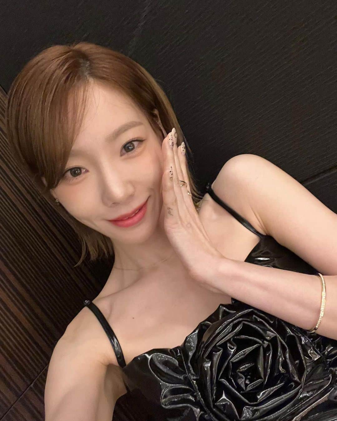 テヨン さんのインスタグラム写真 - (テヨン Instagram)「머리 언제기르지? 하하」8月7日 9時50分 - taeyeon_ss