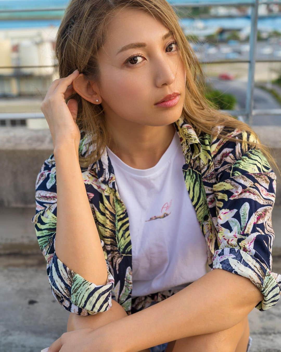 市原彩花さんのインスタグラム写真 - (市原彩花Instagram)「イケメン🧜‍♂️  可愛いもかっこいいも、どんな見せ方も出来るのがモデルの特技❤︎  #石垣島#沖縄#ishigaki#ishigakiisland#ishigakijima#okinawa#okinawatrip#沖縄撮影#沖縄旅行#撮影#撮影会モデル#モデル#ポートレート#shooting#portrait#model#japanesegirl#japanesemodel#asianmodel#夕日#sunset」8月7日 20時18分 - ayaka_ichihara